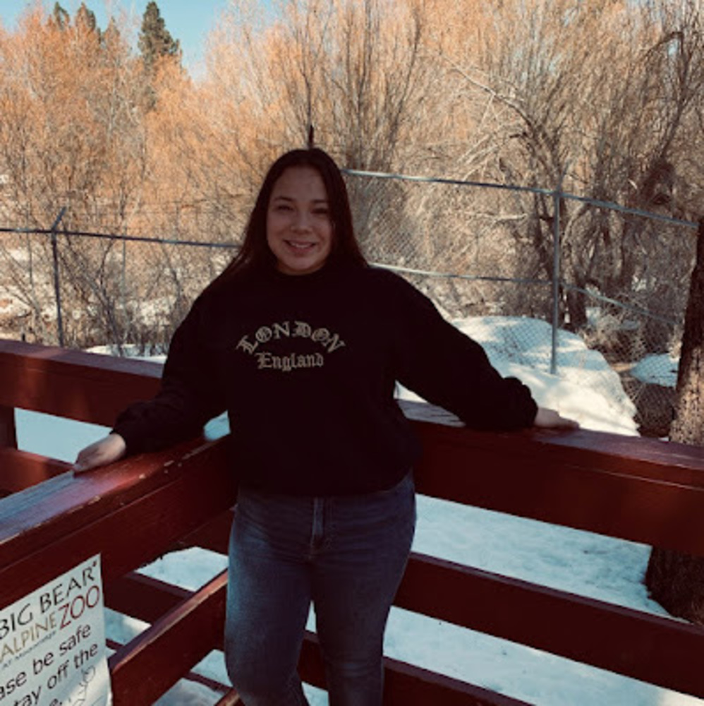 Meet your Posher, Alondra